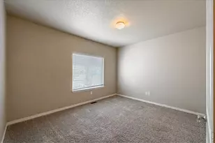 688 Arches Ct, Berthoud, CO 80513 - Photo 6