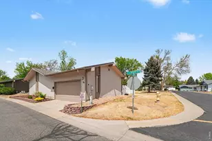 23 Scott Dr N, Broomfield, CO 80020 - Photo 4