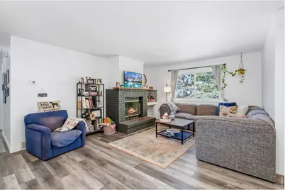 2756 Bradford Sq, Fort Collins, CO 80526 - Photo 6