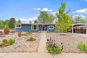 1613 W 16th St, Loveland, CO 80538 - Photo 2