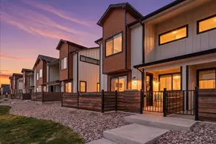 2402 49th Ave Ct, Greeley, CO 80634 - Photo 2