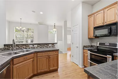 3910 E 127th Ave, Thornton, CO 80241 - Photo 14