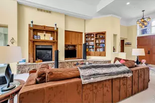 4080 Greens Pl, Longmont, CO 80503 - Photo 8
