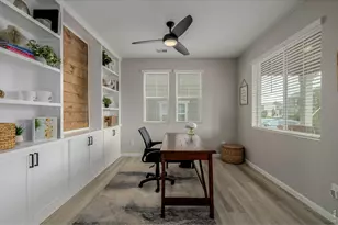 521 Bear Peak Ct, Erie, CO 80516 - Photo 4