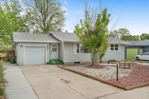 503 Crescent Dr, Loveland, CO 80538 - Photo 2