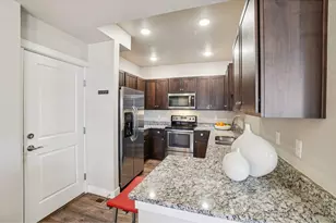 2608 Kansas Dr, Fort Collins, CO 80525 - Photo 10