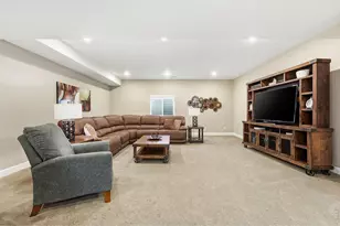 3392 Harvard Pl, Broomfield, CO 80023 - Photo 32