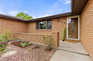 2329 Corey St, Longmont, CO 80501 - Photo 2
