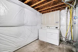2152 E 11th St, Loveland, CO 80537 - Photo 18