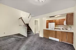 2112 Meadow Ct, Longmont, CO 80501 - Photo 2