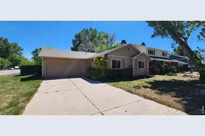 2818 Sagebrush Dr, Fort Collins, CO 80525 - Photo 2
