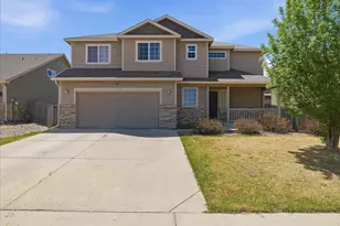 8406 17th St, Greeley, CO 80634 - Photo 2