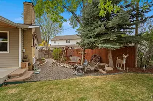 1225 N 4th St, Berthoud, CO 80513 - Photo 32