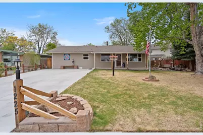 1225 N 4th St, Berthoud, CO 80513 - Photo 8