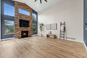 2036 Vineyard Ct, Windsor, CO 80550 - Photo 6