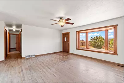 6701 Orchard Dr, Loveland, CO 80538 - Photo 2