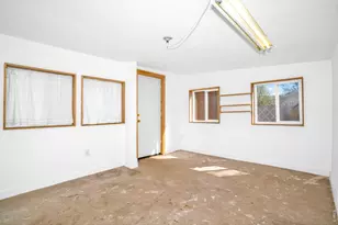 1229 Sherman St, Longmont, CO 80501 - Photo 28