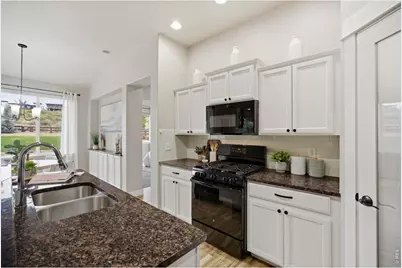 2047 Bayfront Dr, Windsor, CO 80550 - Photo 10