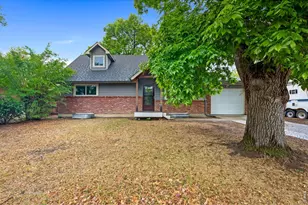 1420 S Pratt Pkwy, Longmont, CO 80501 - Photo 2