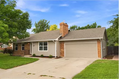 2473 Wyandotte Dr, Fort Collins, CO 80526 - Photo 2