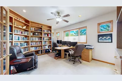 5300 Highlands Dr, Longmont, CO 80503 - Photo 18