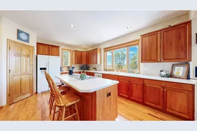 5300 Highlands Dr, Longmont, CO 80503 - Photo 16