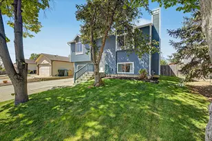 2185 Hackberry Cir, Longmont, CO 80501 - Photo 1