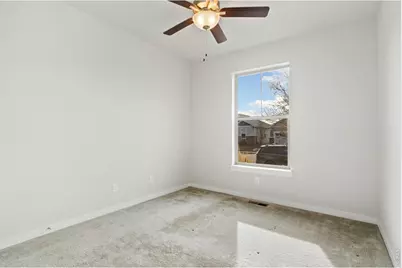 4281 Bluffview Dr, Loveland, CO 80537 - Photo 32