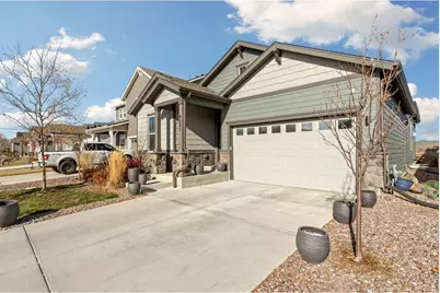4281 Bluffview Dr, Loveland, CO 80537 - Photo 4