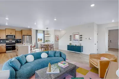 818 Trumpet Ln, Windsor, CO 80550 - Photo 4