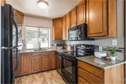 2600 Parklake Dr, Fort Collins, CO 80525 - Photo 4