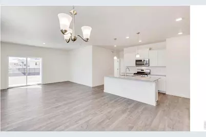 812 Trumpet Ln, Windsor, CO 80550 - Photo 2