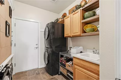 3418 New Castle Dr, Loveland, CO 80538 - Photo 24