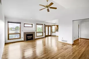557 Trailwood Cir, Windsor, CO 80550 - Photo 4