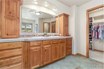 5703 Falling Water Dr, Fort Collins, CO 80528 - Photo 28