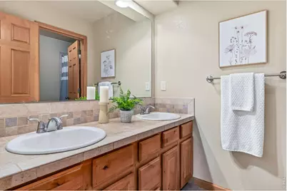 5703 Falling Water Dr, Fort Collins, CO 80528 - Photo 30
