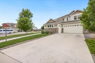 4103 Saltbrush Ct, Loveland, CO 80538 - Photo 2