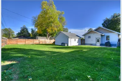 315 W 8th St, Loveland, CO 80537 - Photo 30