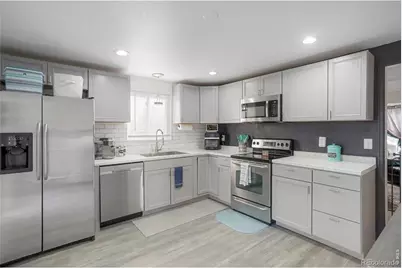 9201 W 104th Pl, Broomfield, CO 80021 - Photo 18