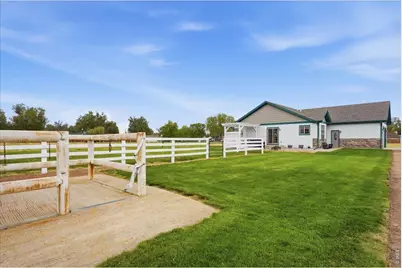 4025 Empire St, Evans, CO 80620 - Photo 22