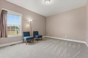4025 Empire St, Evans, CO 80620 - Photo 10