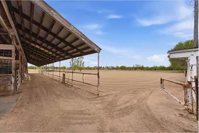 4025 Empire St, Evans, CO 80620 - Photo 30
