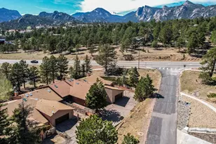 836 Vista Ln, Estes Park, CO 80517 - Photo 2