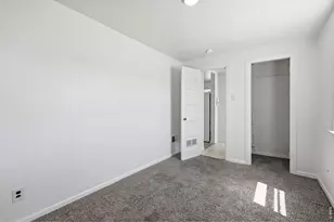 2322 W 9th St, Greeley, CO 80634 - Photo 18