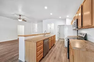 2525 Lynnhaven Ln, Fort Collins, CO 80524 - Photo 12