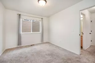 2525 Lynnhaven Ln, Fort Collins, CO 80524 - Photo 30