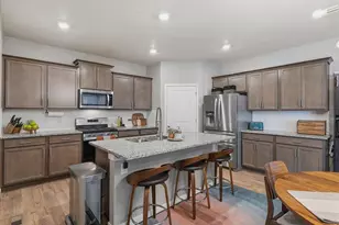 1929 Covered Bridge Pkwy, Windsor, CO 80550 - Photo 12