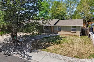 1835 Cambridge Dr, Longmont, CO 80503 - Photo 2
