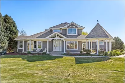 9055 Fieldcrest Ln, Longmont, CO 80503 - Photo 2