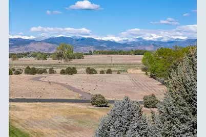 9055 Fieldcrest Ln, Longmont, CO 80503 - Photo 8
